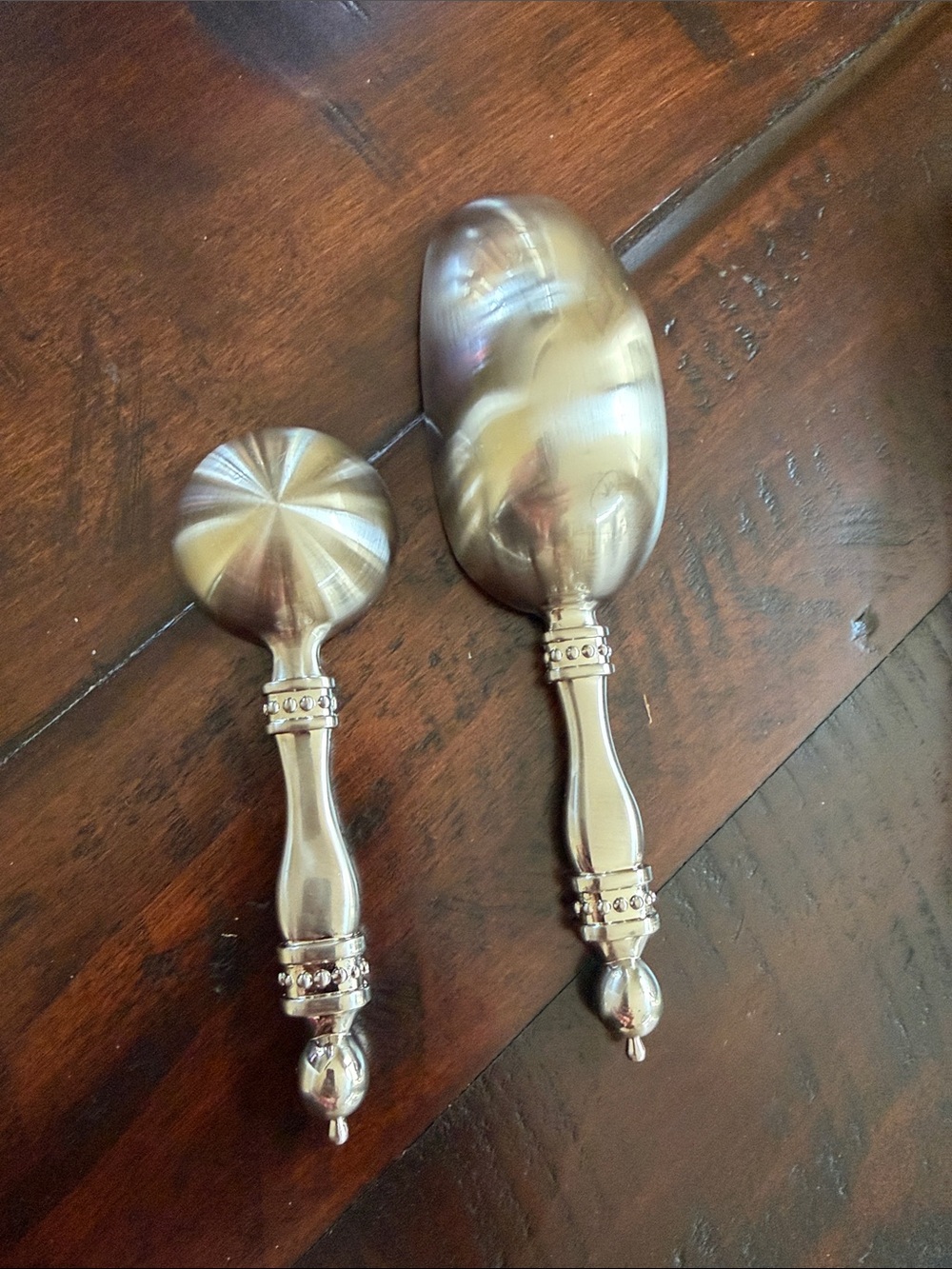 Southern Living At Home Astoria Serving Scoops Set - Picture 3 of 4